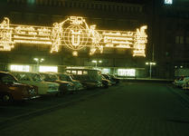 800582 Afbeelding van de feestverlichting ter gelegenheid van het 50-jarig jubileum van de Jaarbeurs op het 2e ...